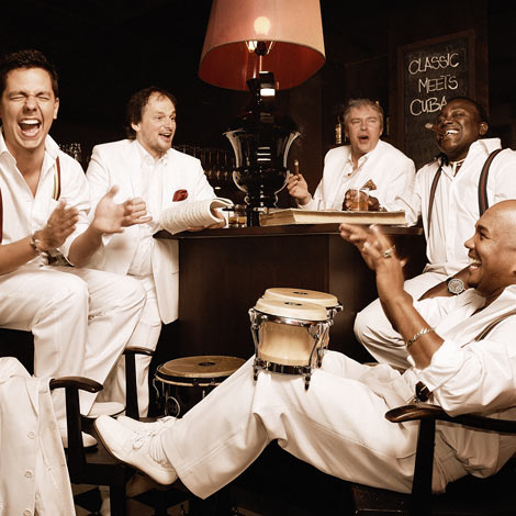 Klazz Brothers & Cuba Percussion (Foto:Mirko Joerg Kellner)