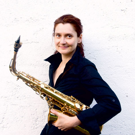 Angelika Niescier
